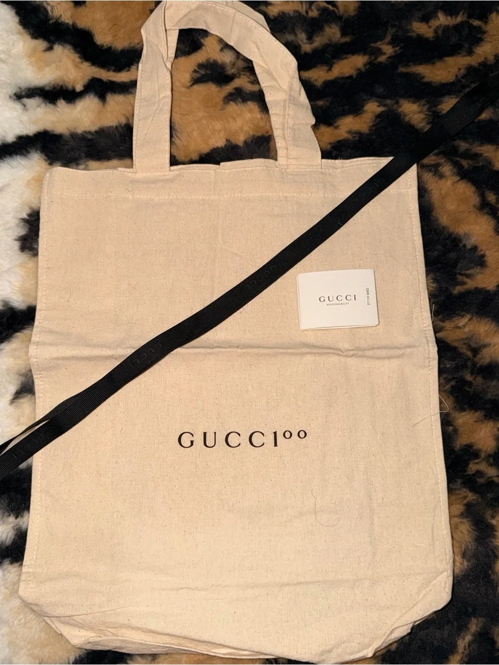 Gucci Beige Canvas Tote with Gucci sneaker Dust Bags and Cards